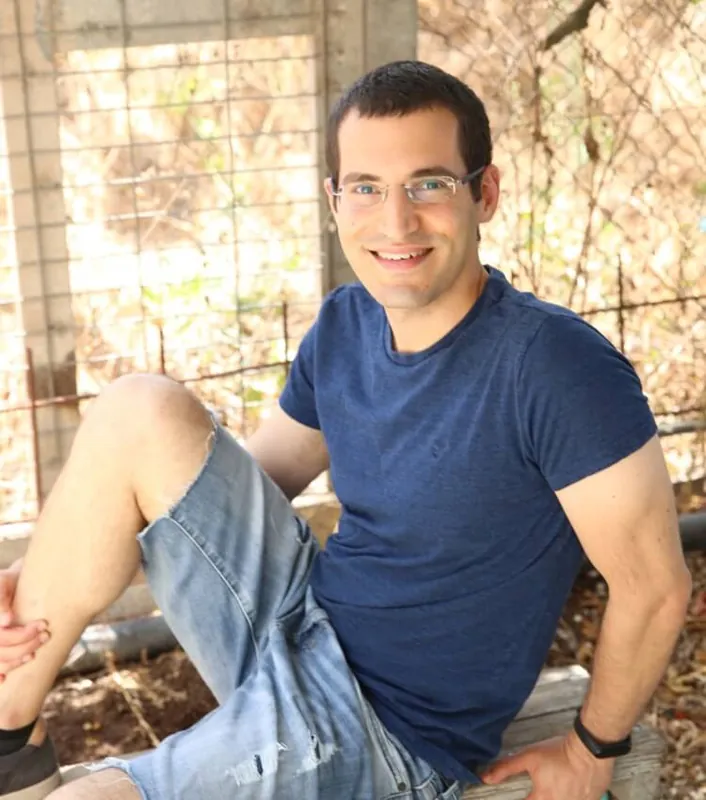 Dr. Assaf Shmuel